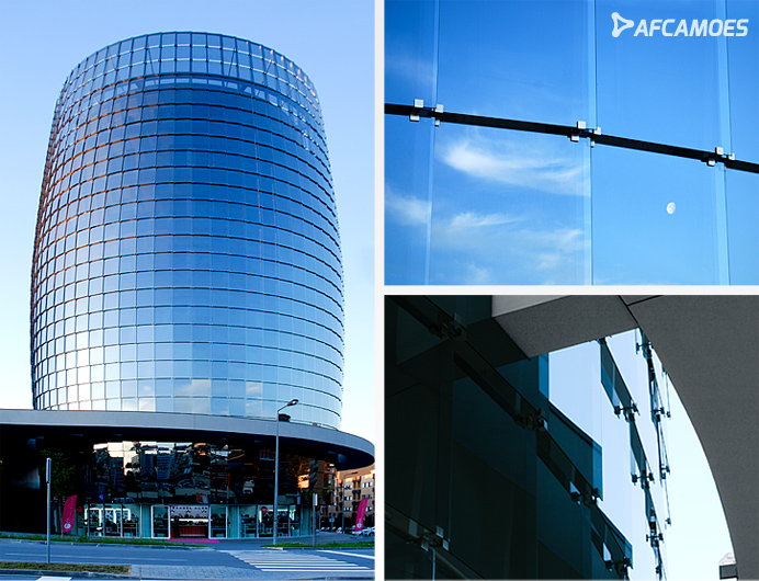 Edifício DYNAMIC - Rótula especial para fixação painéis de vidro exteriores Edifício DYNAMIC - Rótula especial para fixação painéis de vidro exteriores